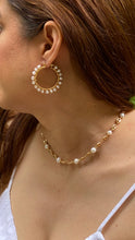 Load image into Gallery viewer, Pearl and Puffed  Mariner link Necklace
