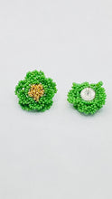 Load image into Gallery viewer, Enilda Flower Earrings
